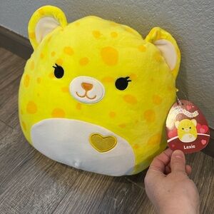 NWT’s Squishmallow Lexie Yellow Plush Bear Toy
